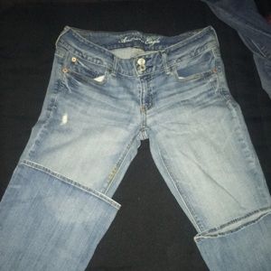 A/eagle size 6 artist jeans worn 2 times